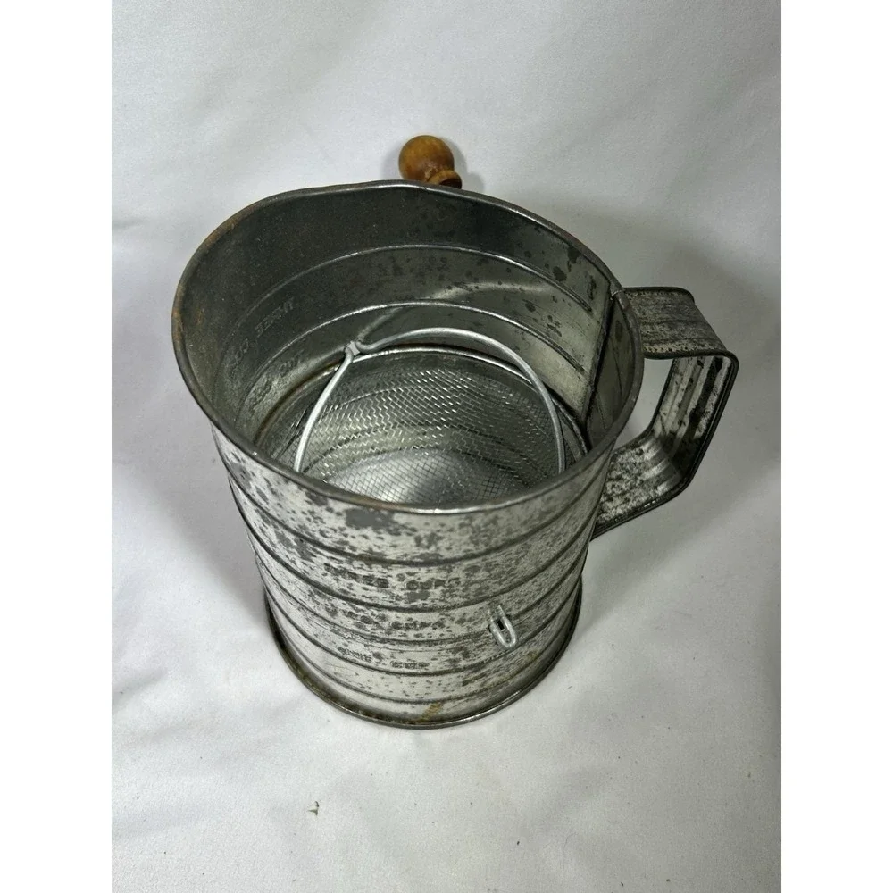 Vintage Stainless Steel 3-Cup Flour Sifter Rotary Hand Crank Sugar Duster